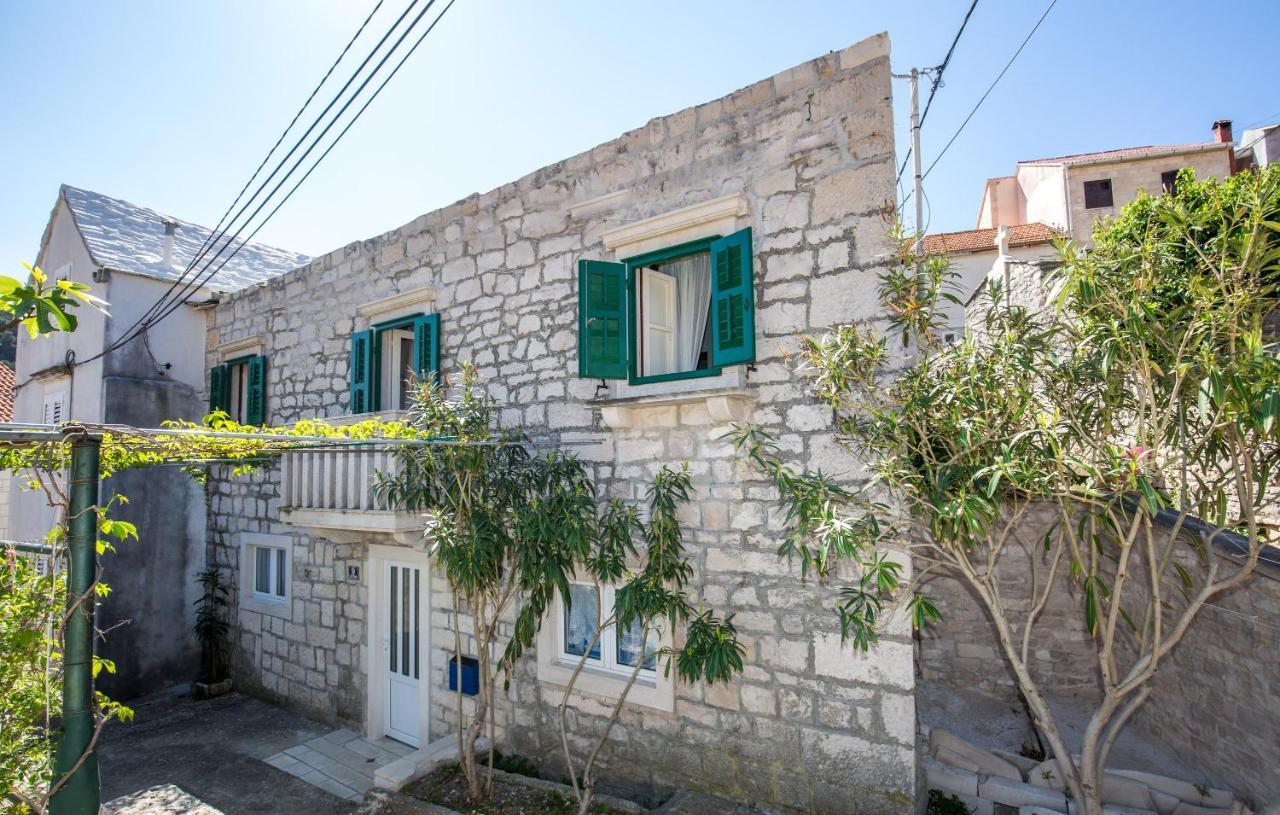 הוילה פוצ'ישצ'ה Visilo Stone House מראה חיצוני תמונה